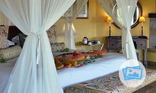Motswiri Villa bedroom